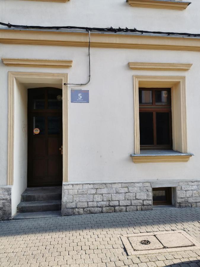 Ferienwohnung Gliwicka 5 W Samym Sercu Tarnowskich Gor Tarnowskie Góry Exterior foto